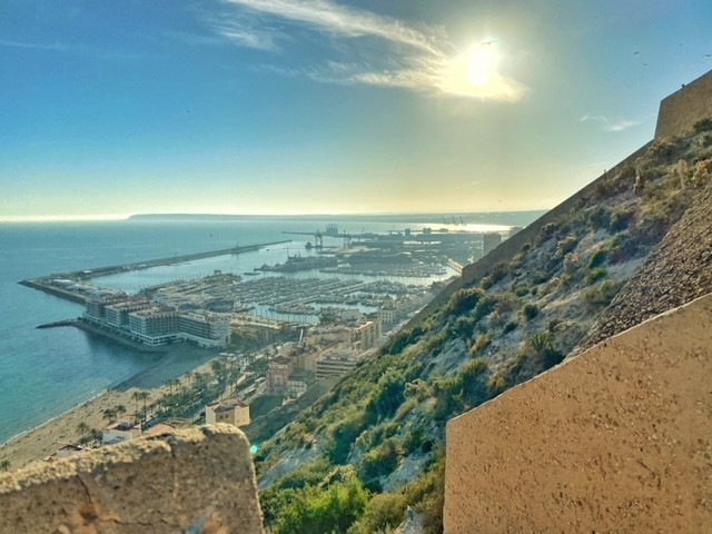 Uitzicht vanaf Castillo de Santa Barbera, Alicante