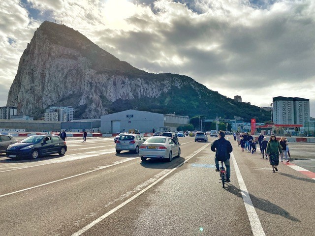 Fietsen door Gibraltar