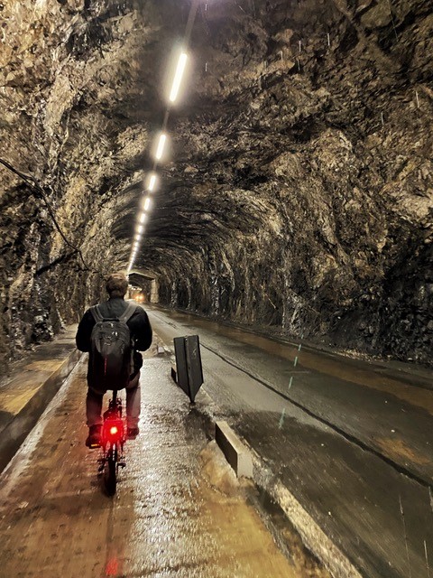 Er is gewoon een fietstunnel