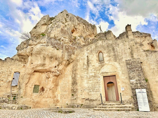 Chiesa di Santa Maria di Idris & Piazza Madonna de Idris